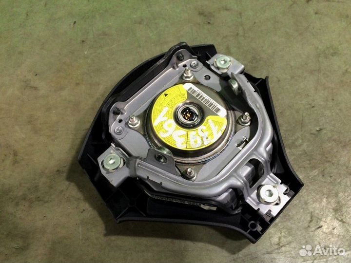 Подушка безопасности в руль Subaru Impreza GG2