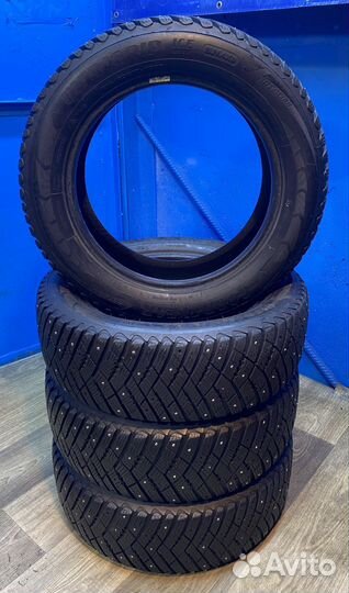 Goodyear UltraGrip Ice Arctic SUV 215/60 R17