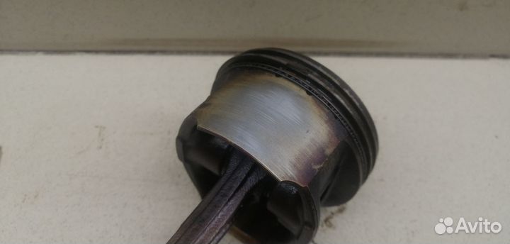 Поршень с шатуном Yaris 2005-2011