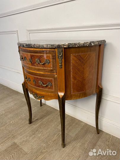 Антикварный комод