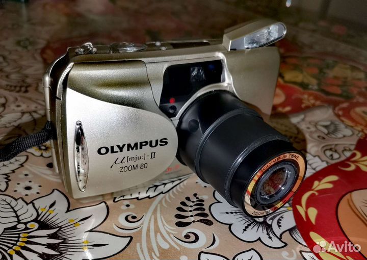 Компактный пленочный фотоаппарат Olimpus zoom 80