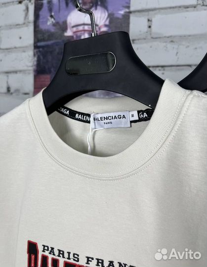 Футболки Balenciaga Разные Цвета