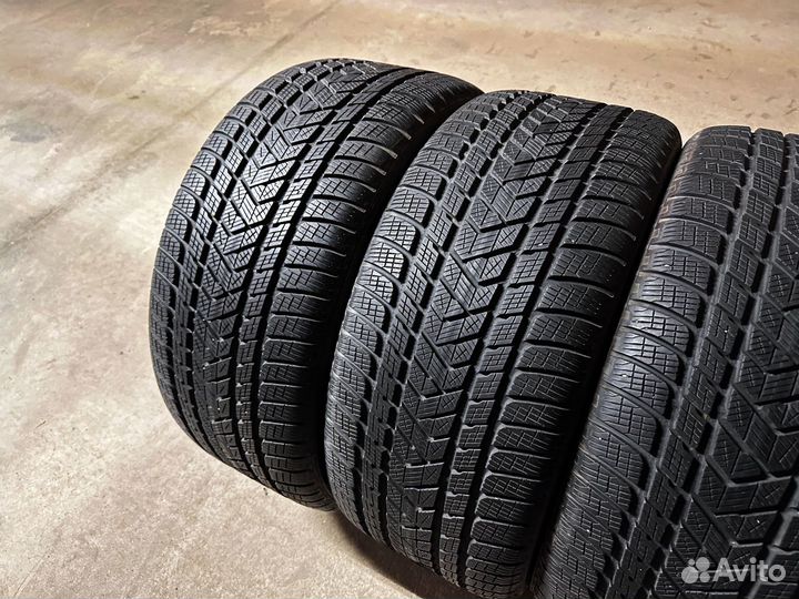 Pirelli Scorpion Winter 295/40 R21