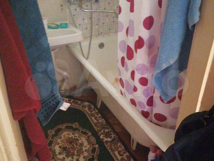 2-к. квартира, 43 м², 3/5 эт.