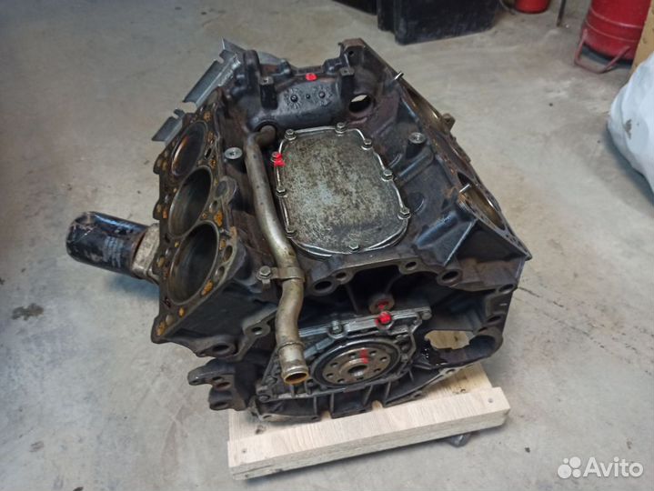 Двигатель мотор блок Audi A6 100 80 90 ABC 2.6