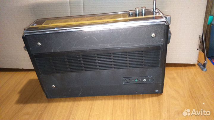 Спидола-231 вэф радиоприемник винтаж СССР