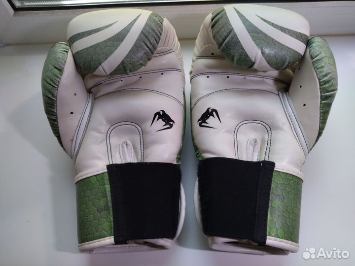 Боксерские перчатки Venum amazonia. Оригинал
