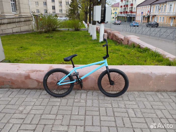 Трюковой велосипед bmx