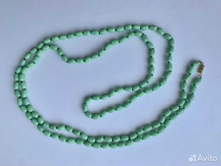 Урановые,из чешского стекла и другие бусы