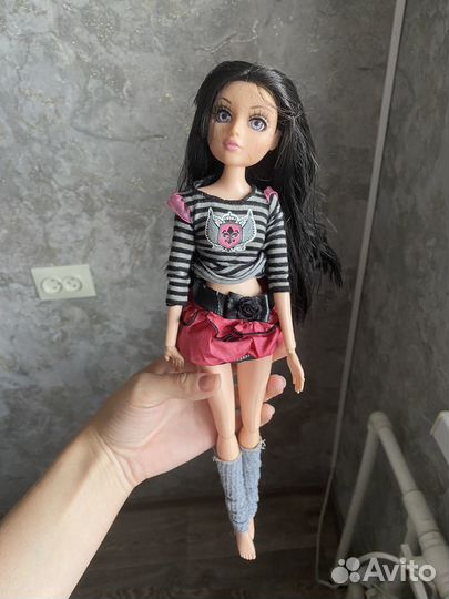 Кукла bratz