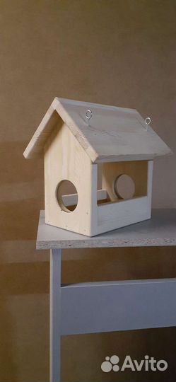 Скворечники,синичники,кормушки