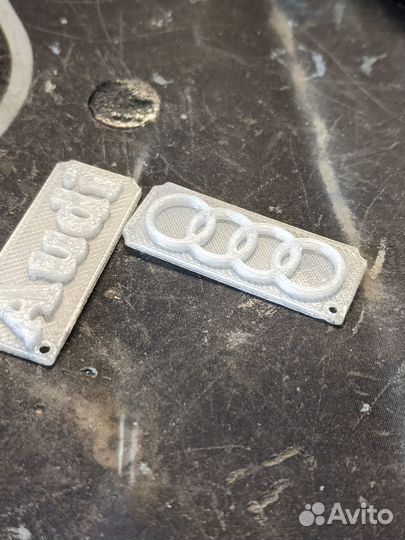 Автоэмблема