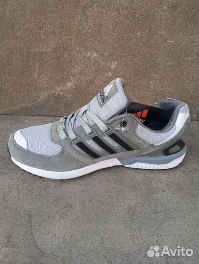 Кроссовки adidas torsion grey