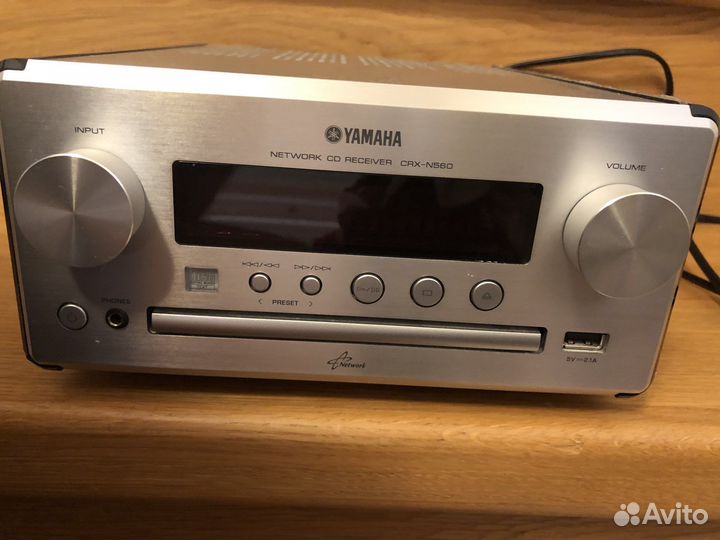 CD-ресивер Yamaha CRX-N560