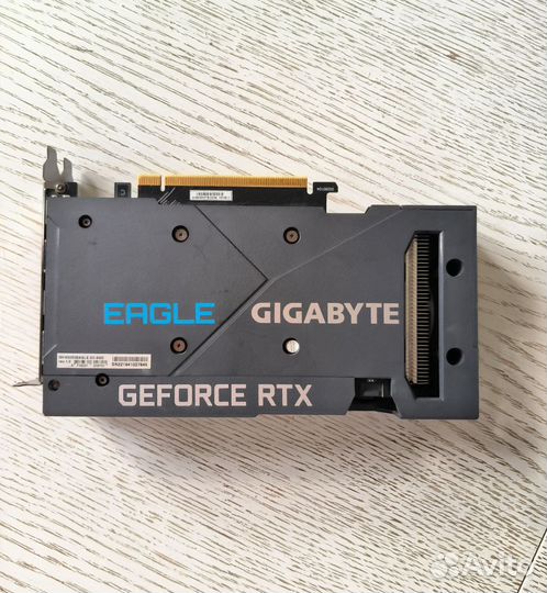 Видеокарта gigabyte RTX 3050 eagle OC 8Gb