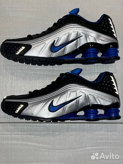 Кроссовки Nike Shox R4