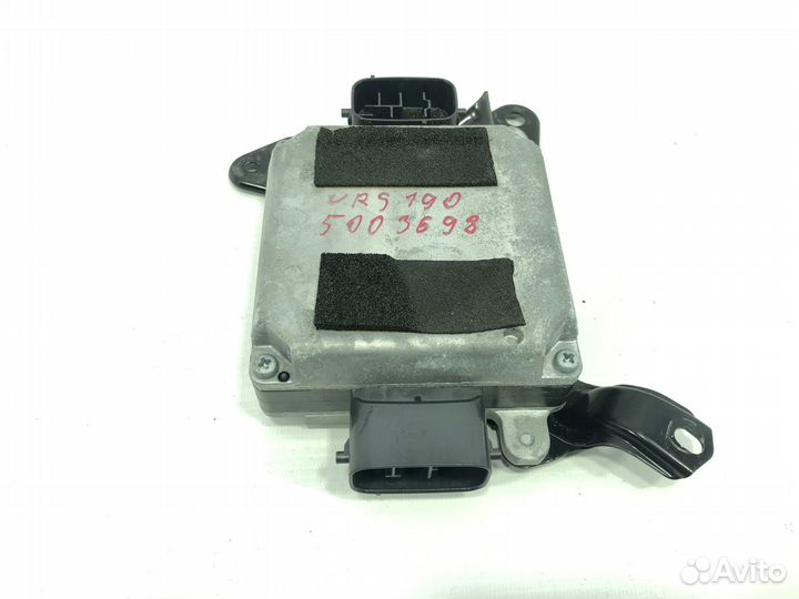 Блок управления рулевой рейкой Lexus Gs460 URS190