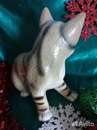 Фаянс Европа Кошечка