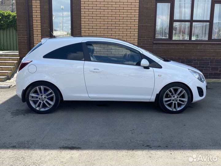 Opel Corsa 1.4 AT, 2011, 122 000 км