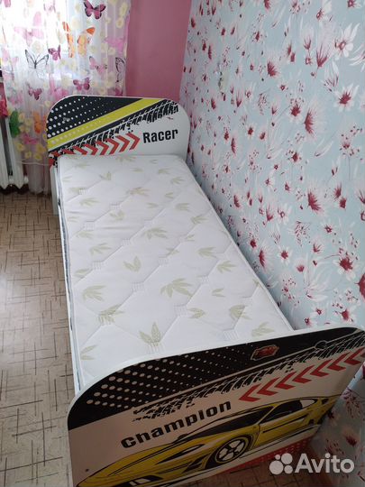 Продам детскую кровать