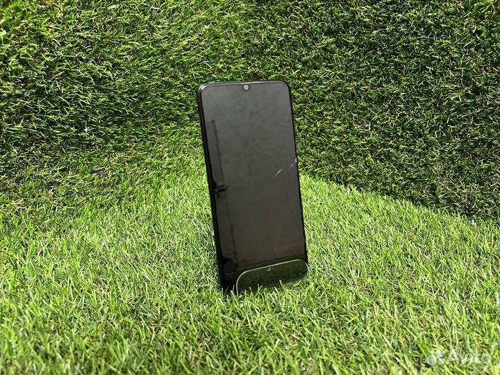 Samsung Galaxy A50, 4/64 ГБ