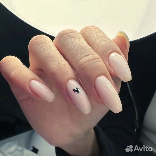 Маникюр/наращивание ногтей