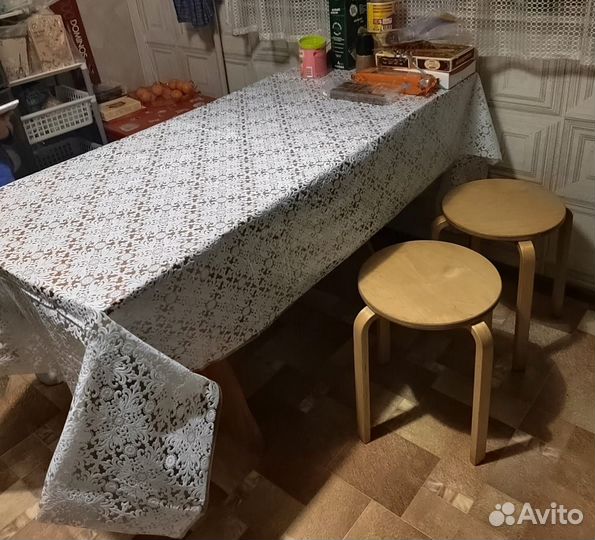 Кухонный стол со стульями IKEA