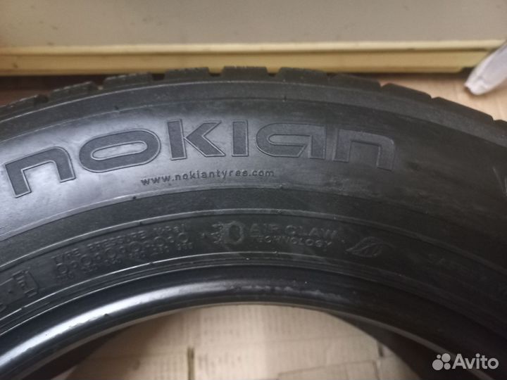 Nokian Tyres Hakkapeliitta 7 215/60 R16 99T