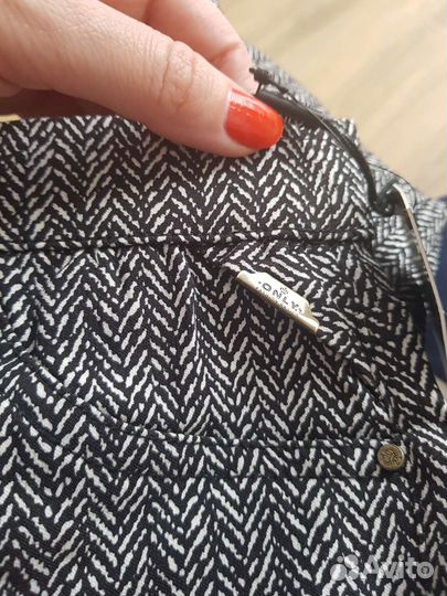 Брюки на девочку 146 -152