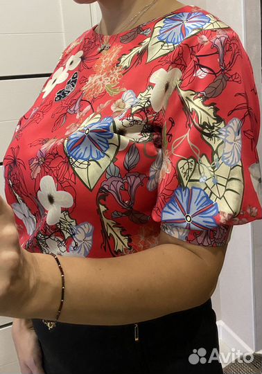 Блузка шелковая