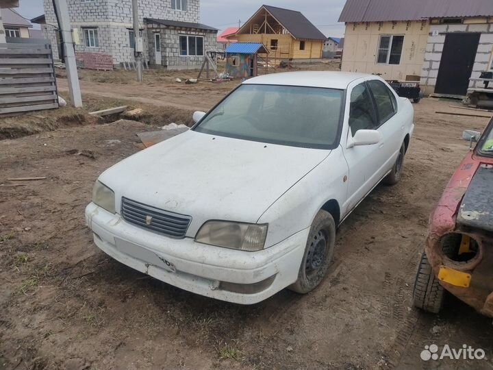 Toyota Camry 2.2 AT, 1996, 1 000 000 км