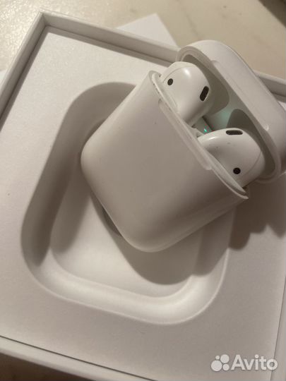 Air Pods 1 поколения