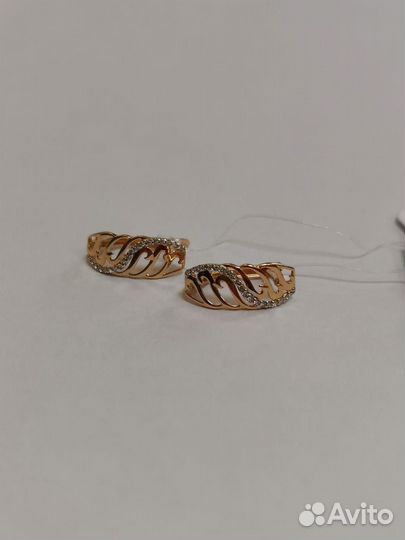 Золотые серьги