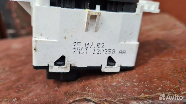 Кнопка аварийной сигнализации Фокус 1