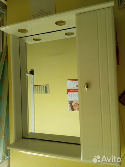 Полочка для ванной комнаты