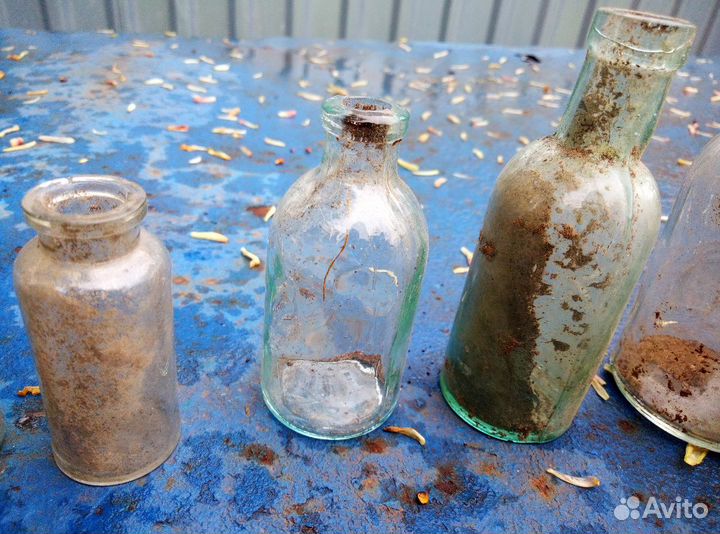 Пузырьки, банки, бутылки, флаконы, рукомойник СССР