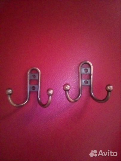 Крючки настенные винтажные