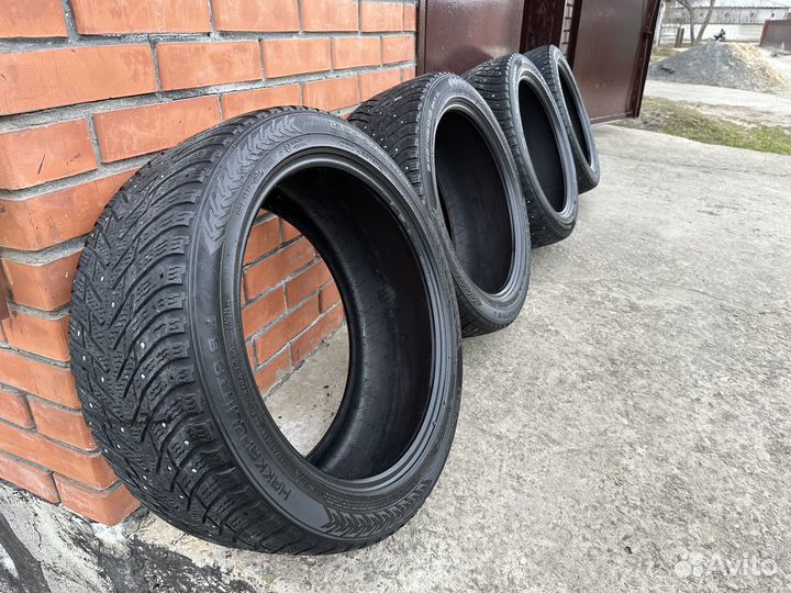 Nokian Tyres Hakkapeliitta 8 235/45 R18 98