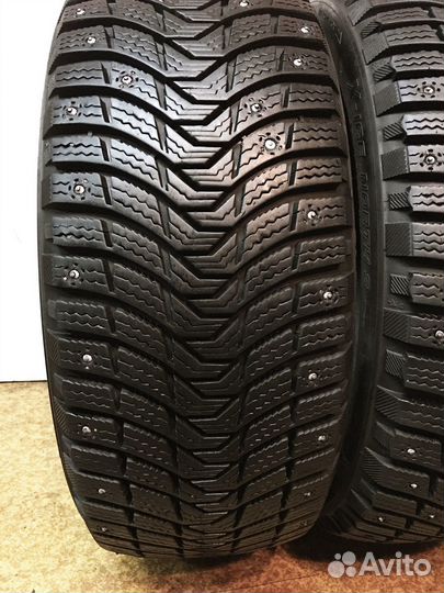 Michelin Latitude X-Ice North 3 215/55 R18