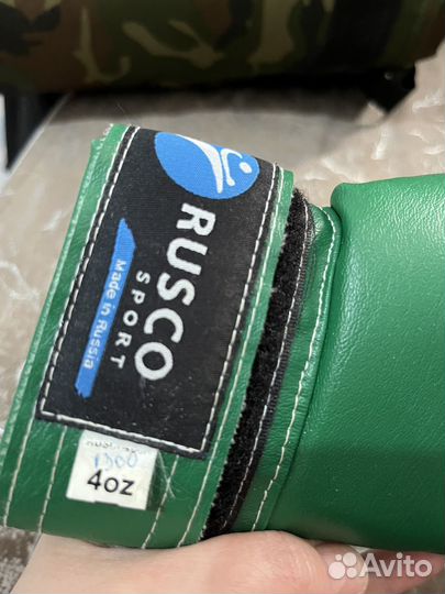 Боксерская груша с перчатками