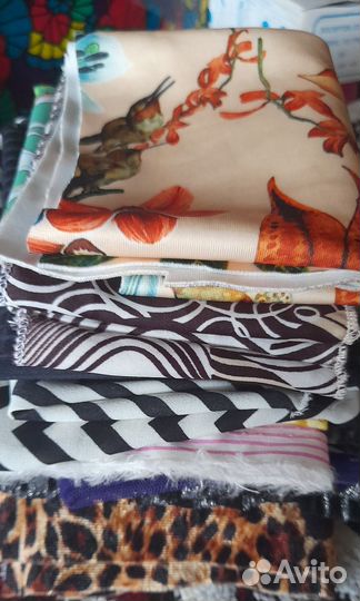 Кусочки ткани для рукоделия