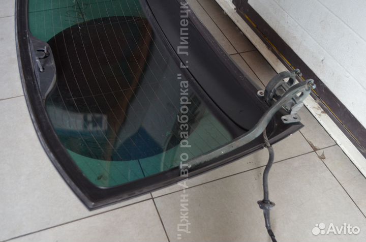 Стекло крышки багажника USA Touareg туарег