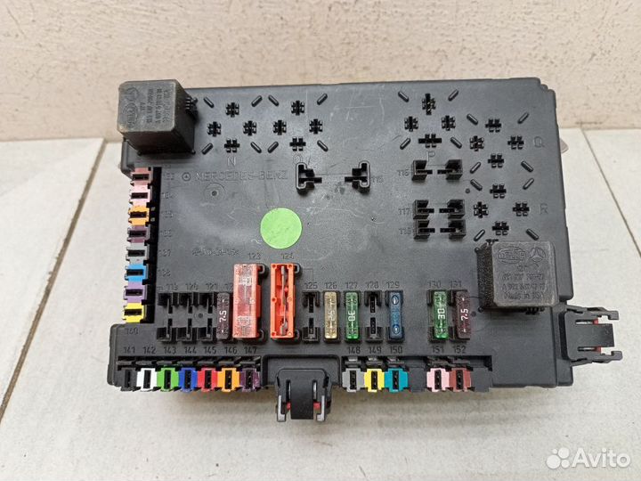 Блок предохранителей