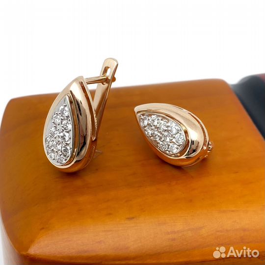 Золотые серьги с бриллиантами 585пр. вес: 6,71гр