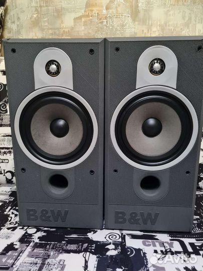 Bowers & wilkins dm hot sale 560