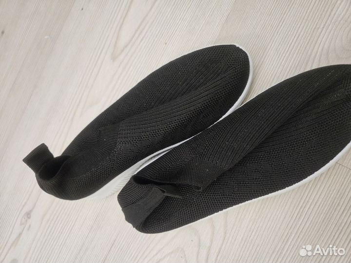 Кроссовки детские 34 размер