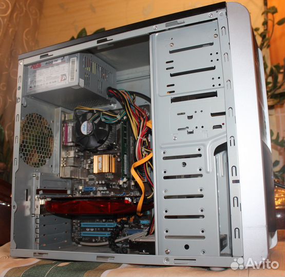 Компьютер intel 4 ядра 1гб видео