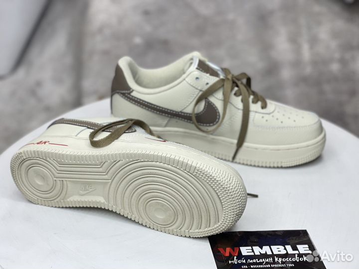 Nike Air Force 1, White Brown