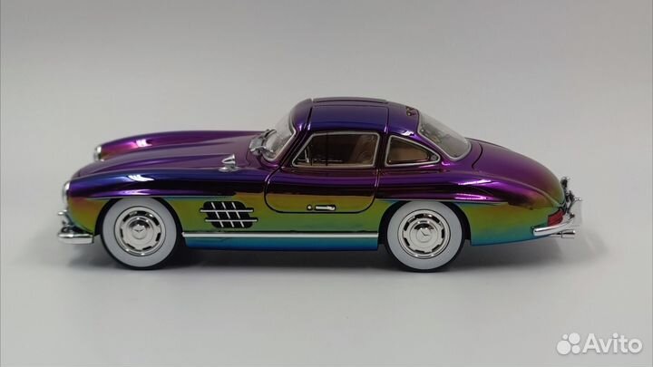 Металлическая модель авто Mercedes Benz 300 SL