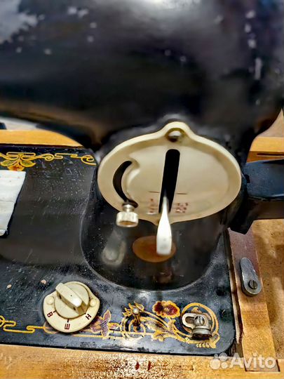 Швейная машинка ручная СССР